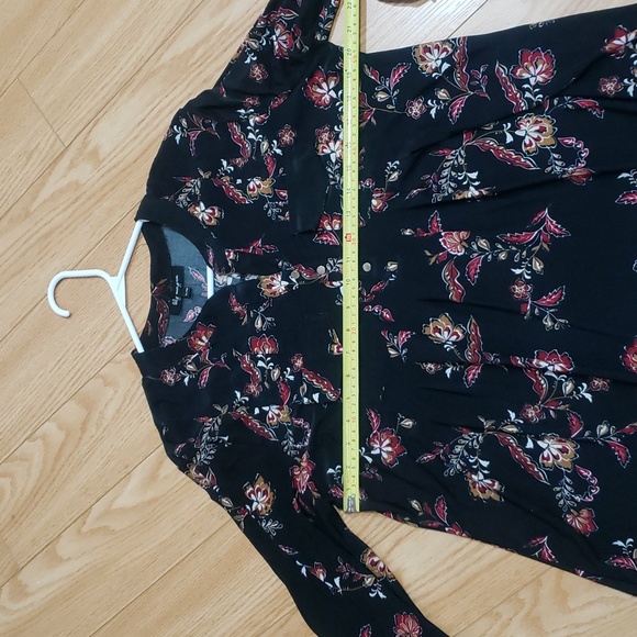 Tops for women size XL - Picture 4 of 16